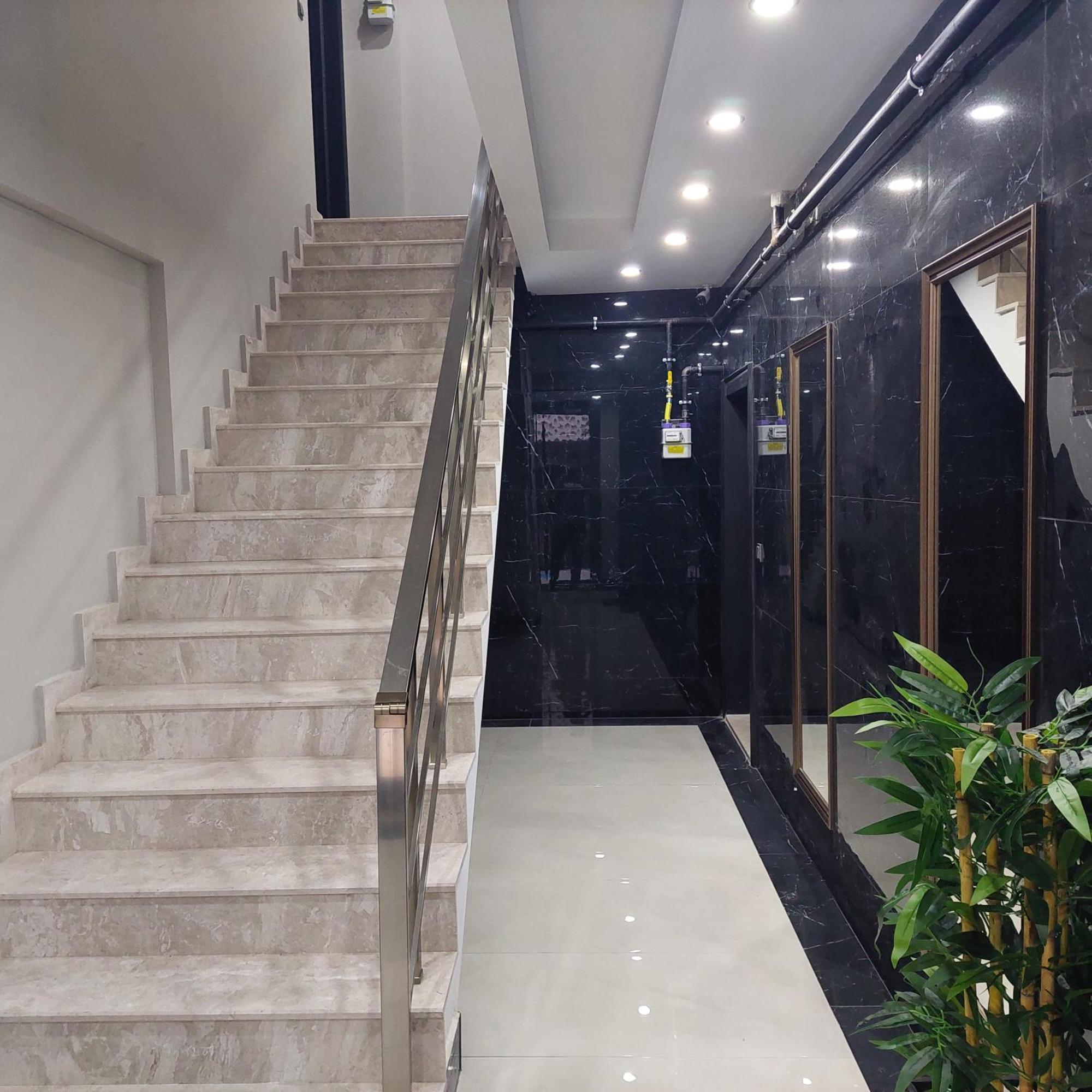 Appartement New Flat With Big Living Spaces 5 Near By Lara Beach